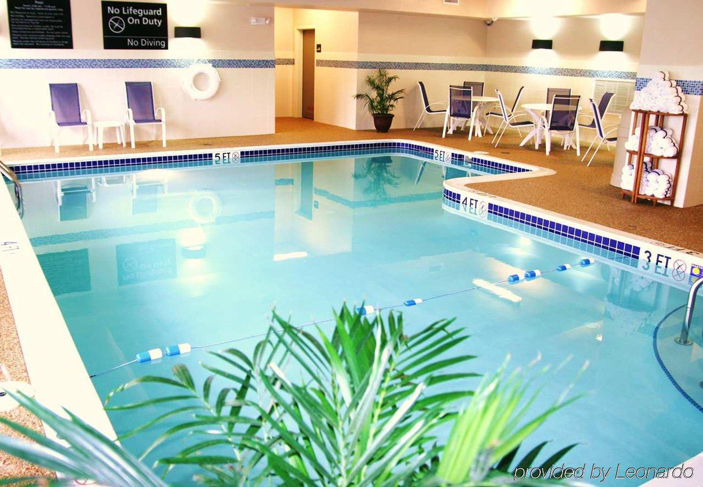 Hampton & Canton Hotel 3*
