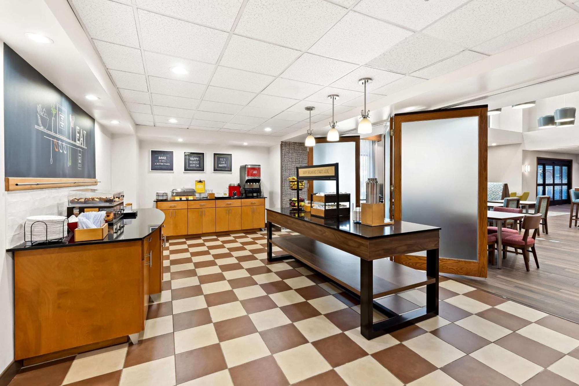Hotel Hampton & Canton North Canton